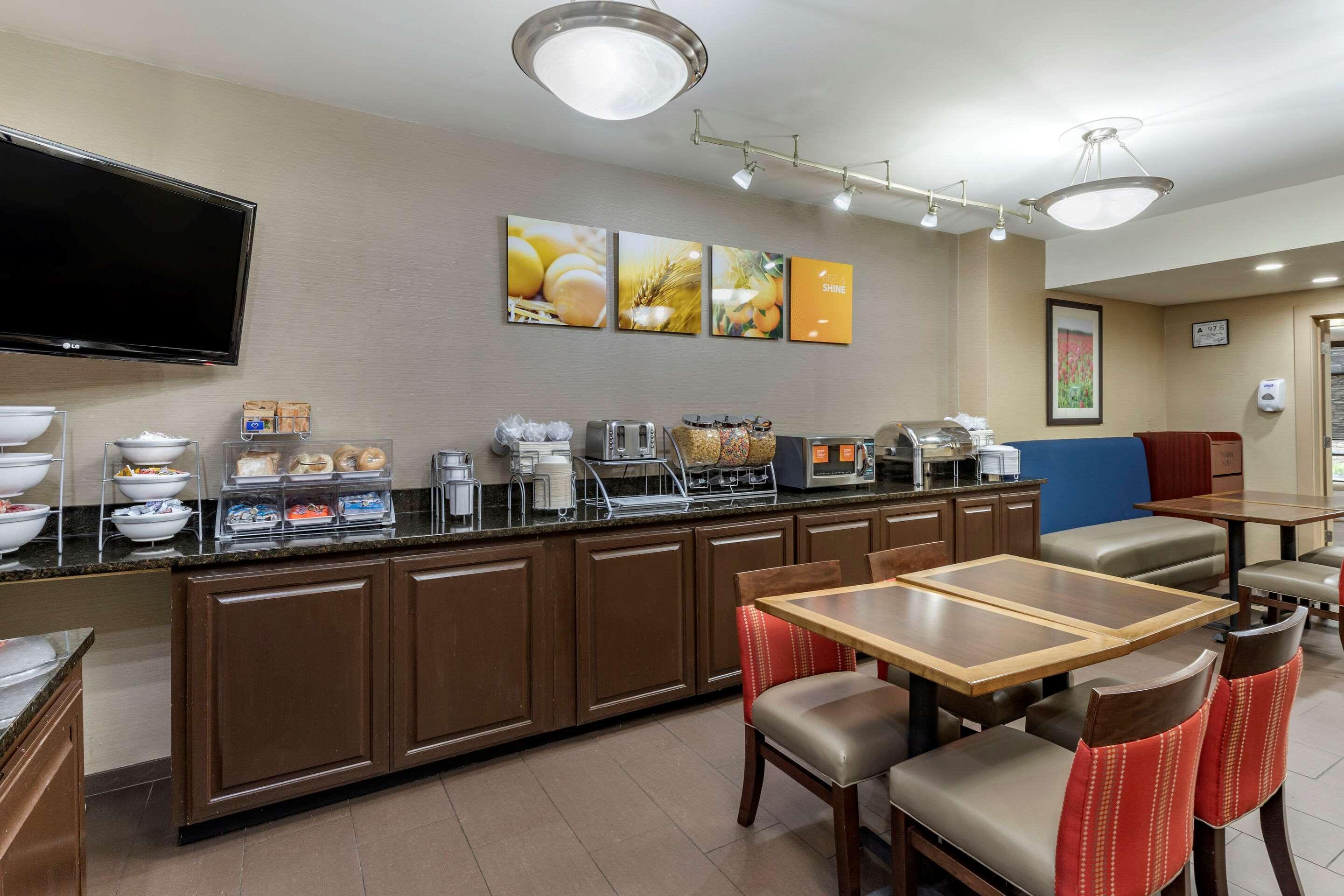 Comfort Inn Шелби Экстерьер фото